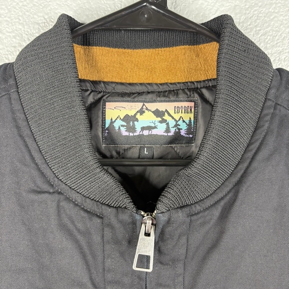 EDTREK Waterproof Concealed Carry Vest w/ 10 Pockets - Picture 2 of 16